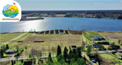 Alavuden Aurinkorannan uusi asuinalue sijaitsee Alavudenjärven itärannalla. Alueella on 14 tonttia upealla järvinäköalalla.