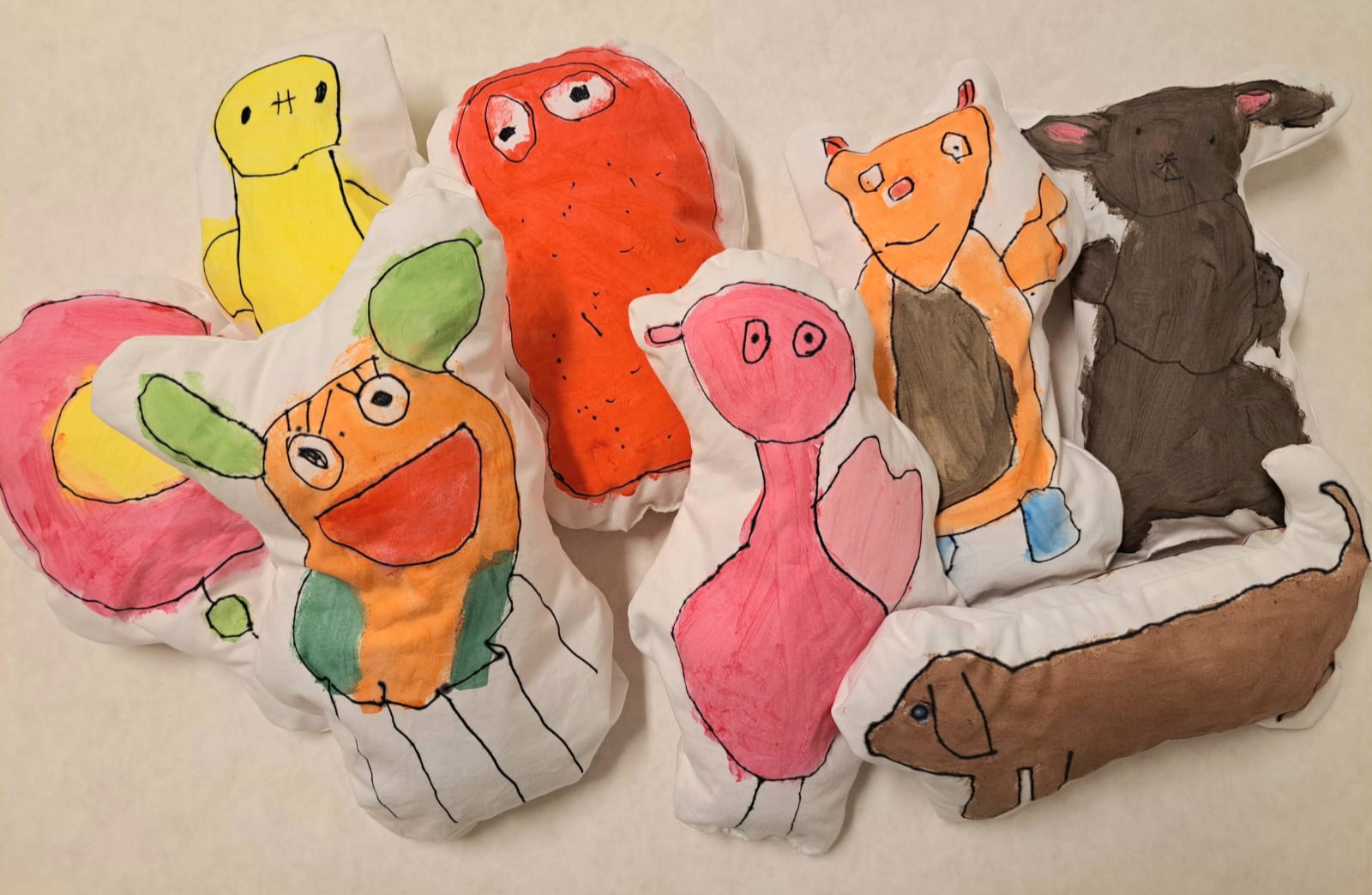 Käsityö- ja muotoilukoulu Näpin oppilastöiden näyttely Alavuden Taitokeskus Ourassa 13.-24.4.2026.